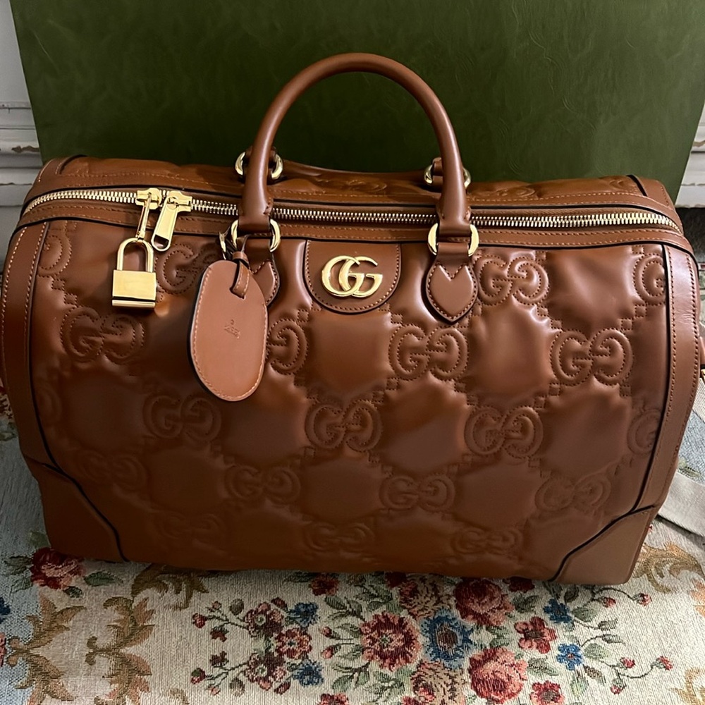 Large leather Gucci travel duffle bag